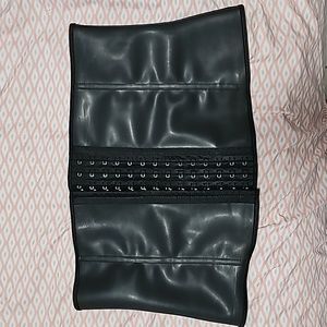 Yianna waist trainer